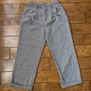 Urban Outfitters Herringbone High Rise Straight Leg Pants Gray Size 6